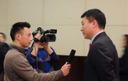 “企鹅受冻忧郁成疾 服用抗抑郁药物”