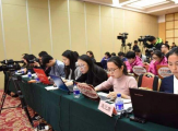 “广州白云机场3名乘客因航班延误扰乱秩序被拘留”