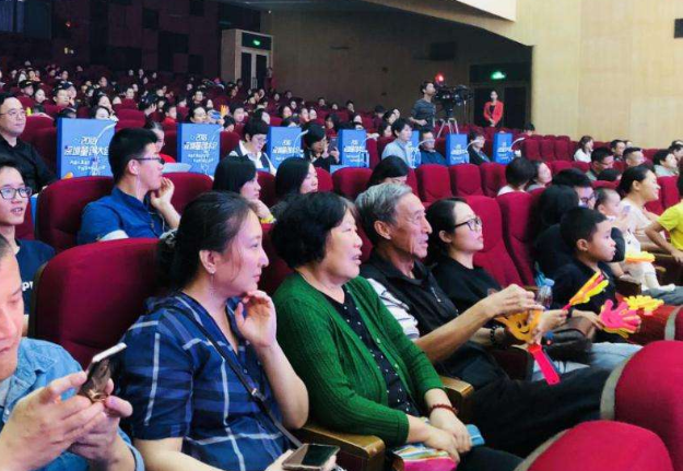“逼游客购物花费 旅行社或罚款30万元”